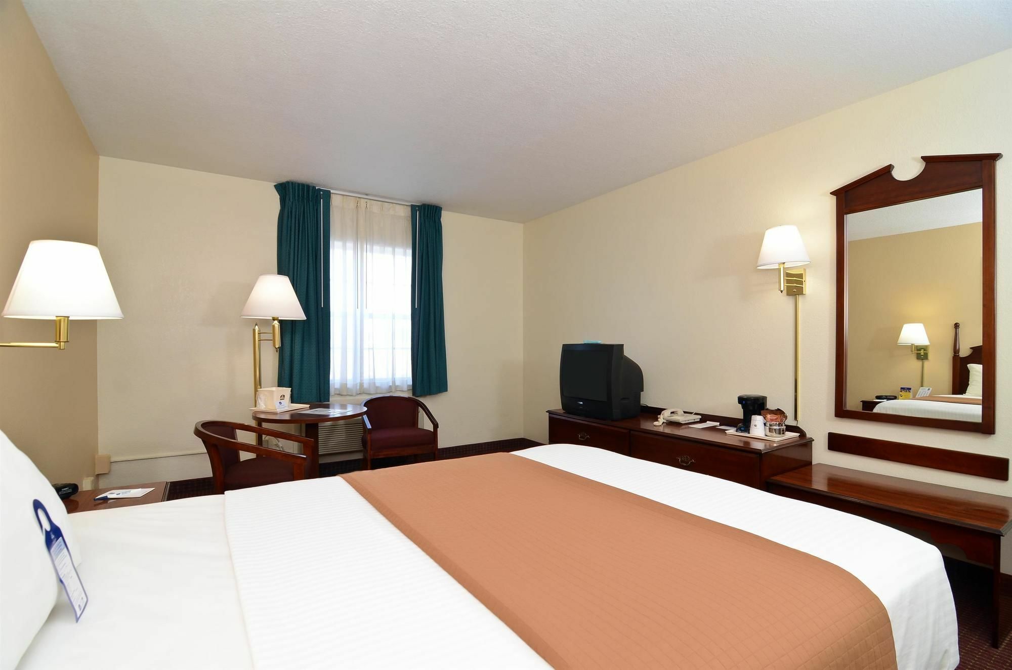 Best Western Raintree Inn Effingham Buitenkant foto