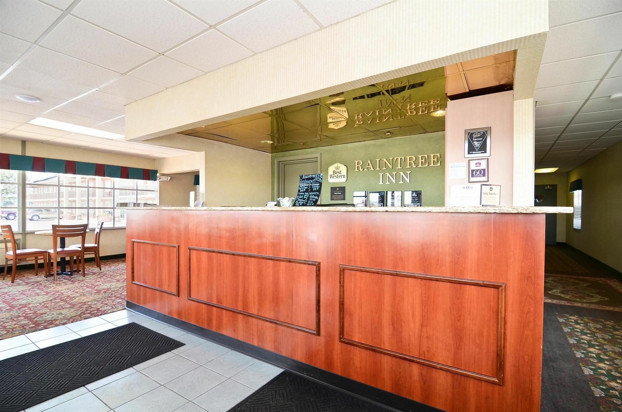 Best Western Raintree Inn Effingham Buitenkant foto